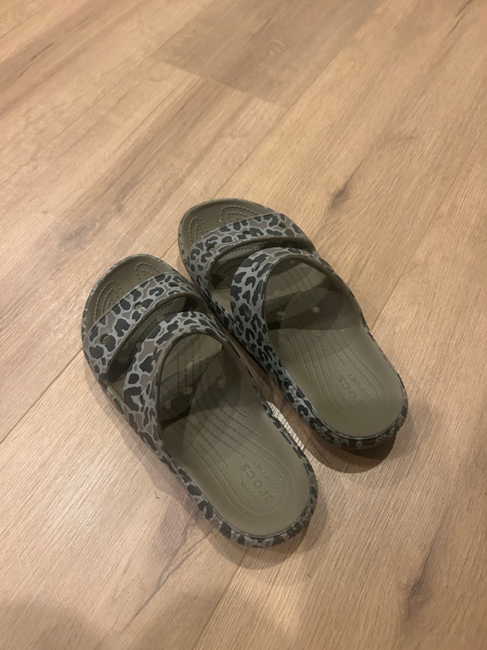 CROCS Leopard Print Slide Sandals in Olive Gray